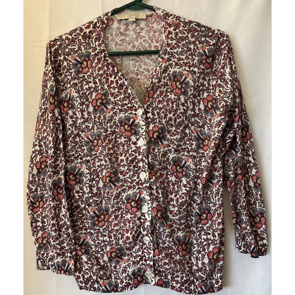 LOFT Multicolor Reds Cotton Floral Print Cardigan Medium Button Up Round Neck